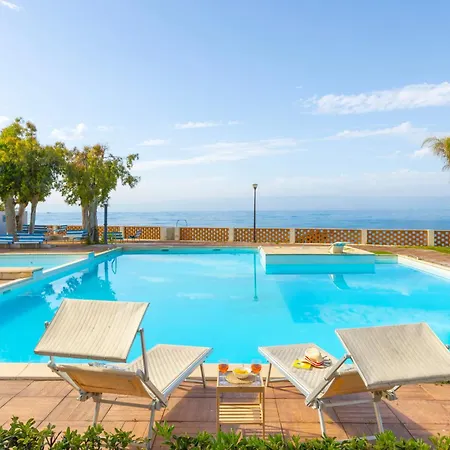 Holiday home Blue Heaven